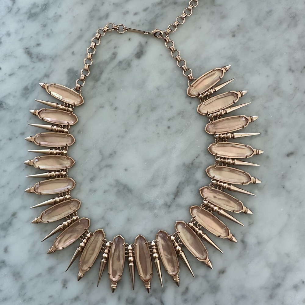 Kendra scott- Pink- Gwendolyn Illusion Statement Necklace- Retired